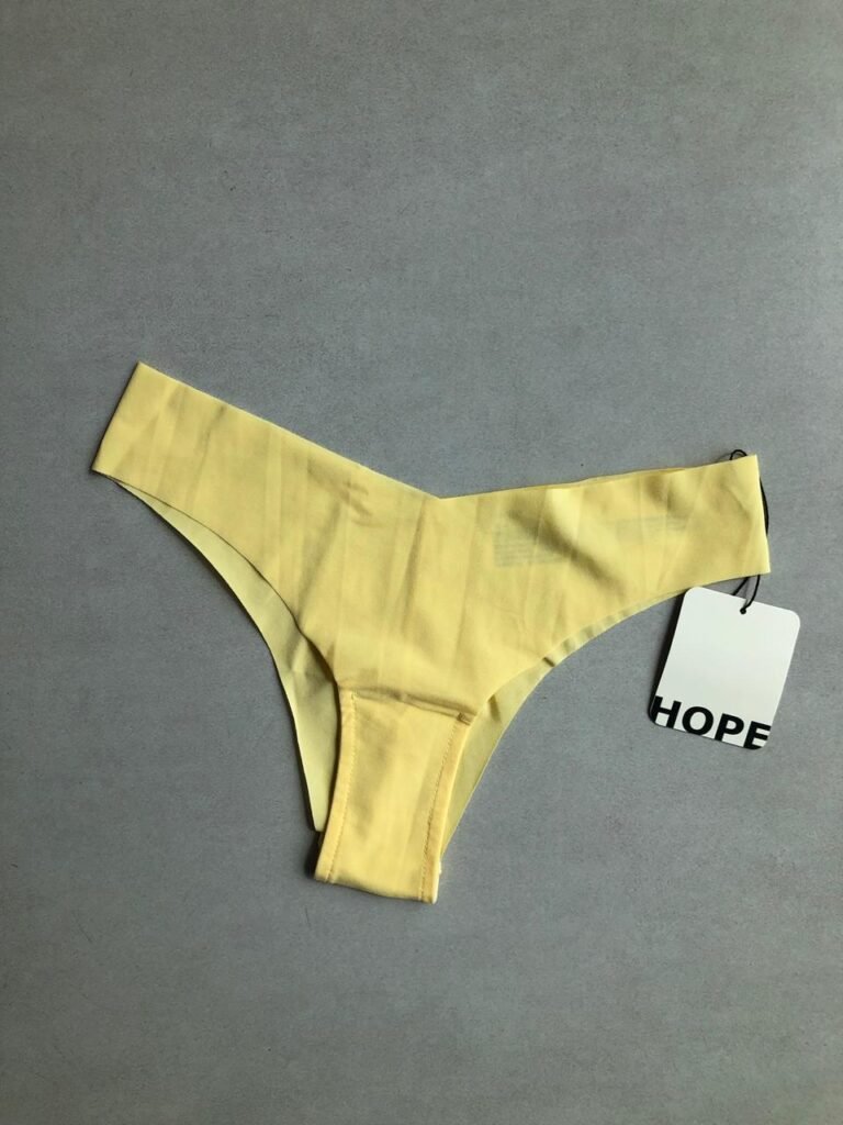 CALCINHA BIQUINI EM MICROFIBRA NUDE - AMARELO AURUM - EG