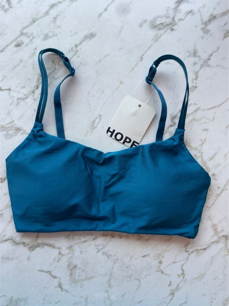 TOP COM BOJO REMOVIVEL EM MICROFIBRA ACETINADA - VERDE OPERA - P