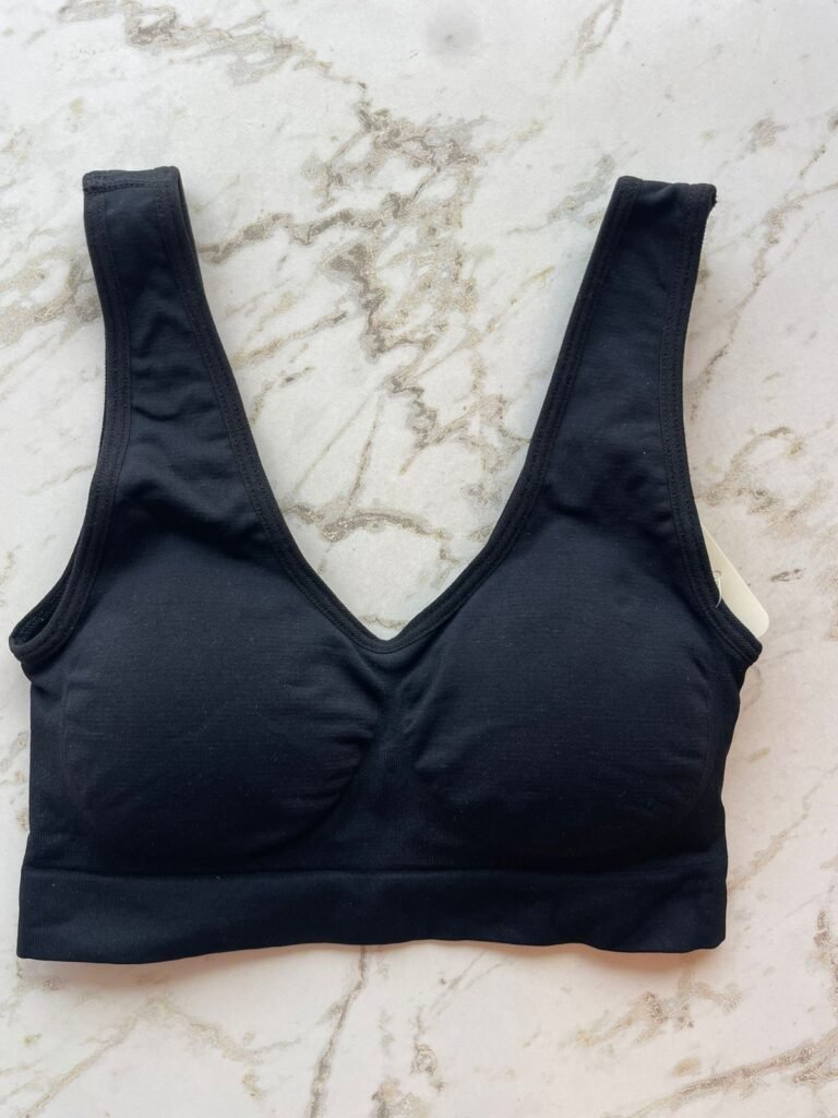 SUTIA TOP ALCAS LARGAS COM BOJO REMOVIVEL EM MICROFIBRA LIGHT - PRETO - M