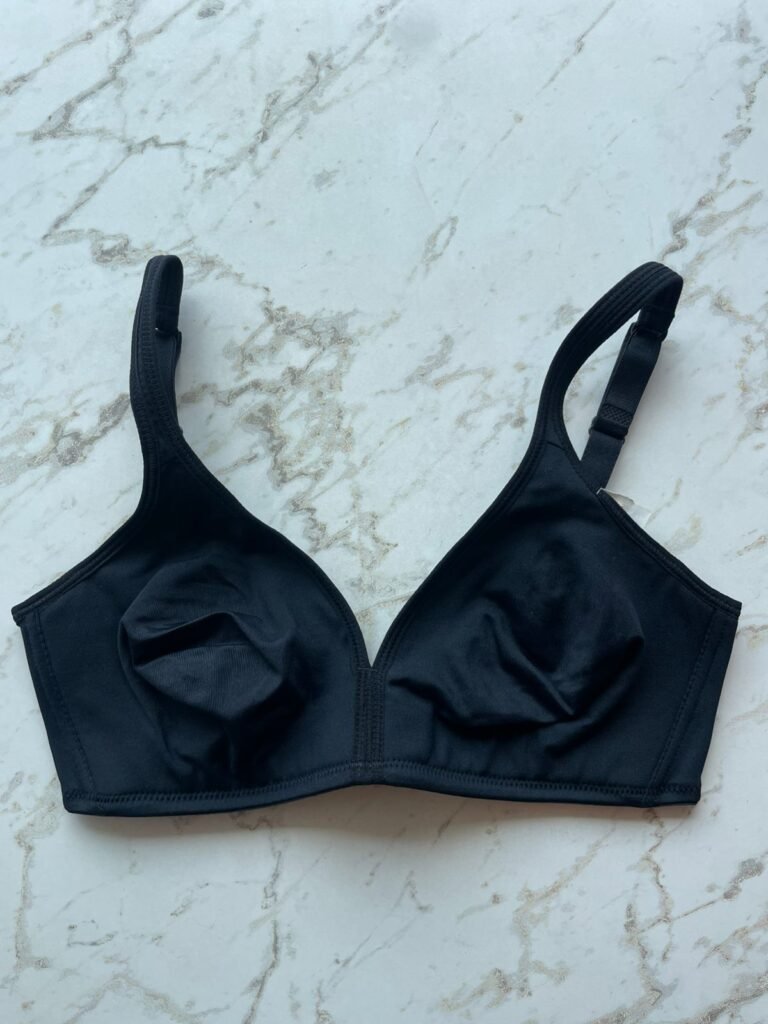 SUTIA LEVE ESTRUTURADO COR: 071 (PRETO) TAM: 44