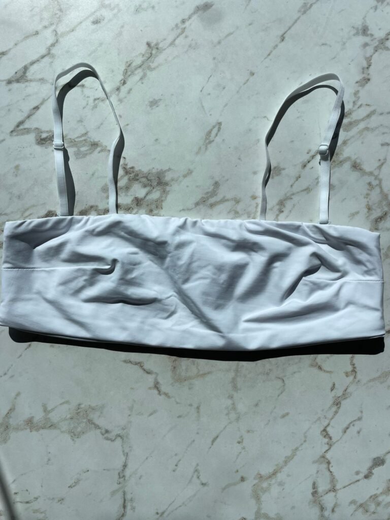 TOP FAIXA COR: 009 (BRANCO) TAM: P