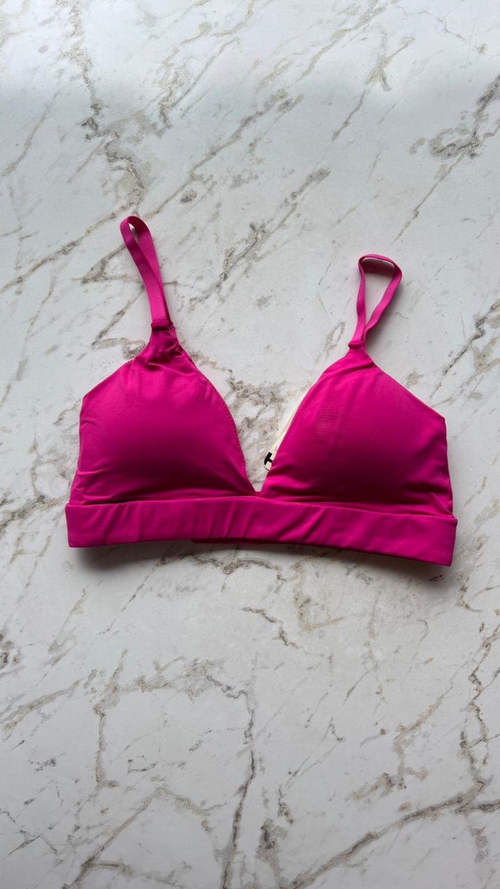 SUTIA TRIANGULO ALONGADO COM BOJO REMOVIVEL EM MICROFIBRA - PINK BERRY - 42