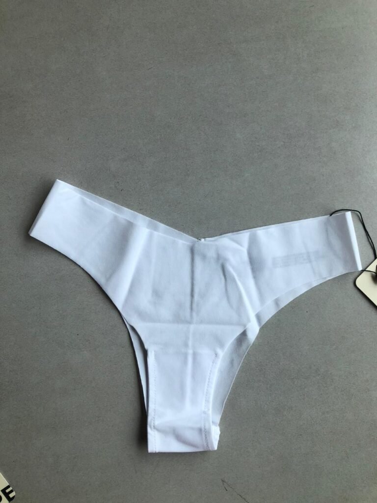 CALCINHA BIQUINI EM MICROFIBRA NUDE - BRANCO - P
